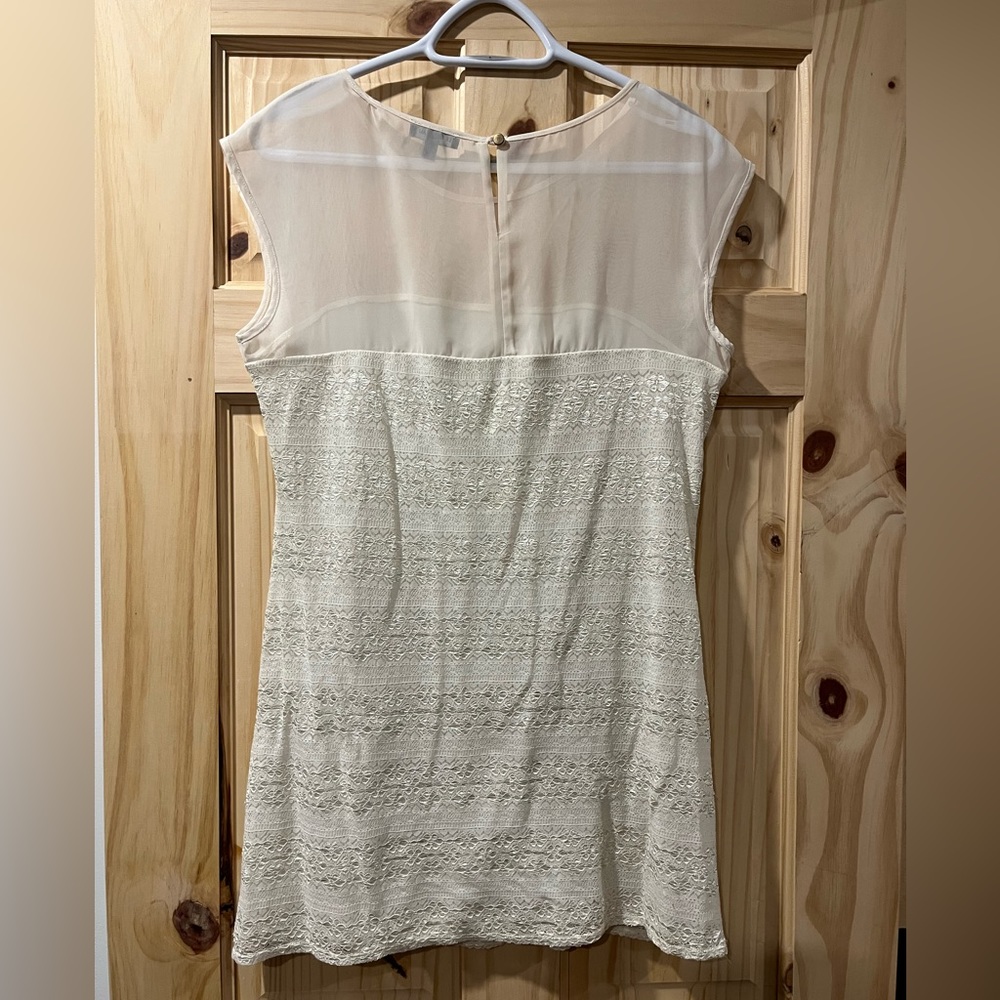 Lace tunic - Picture 2 of 6